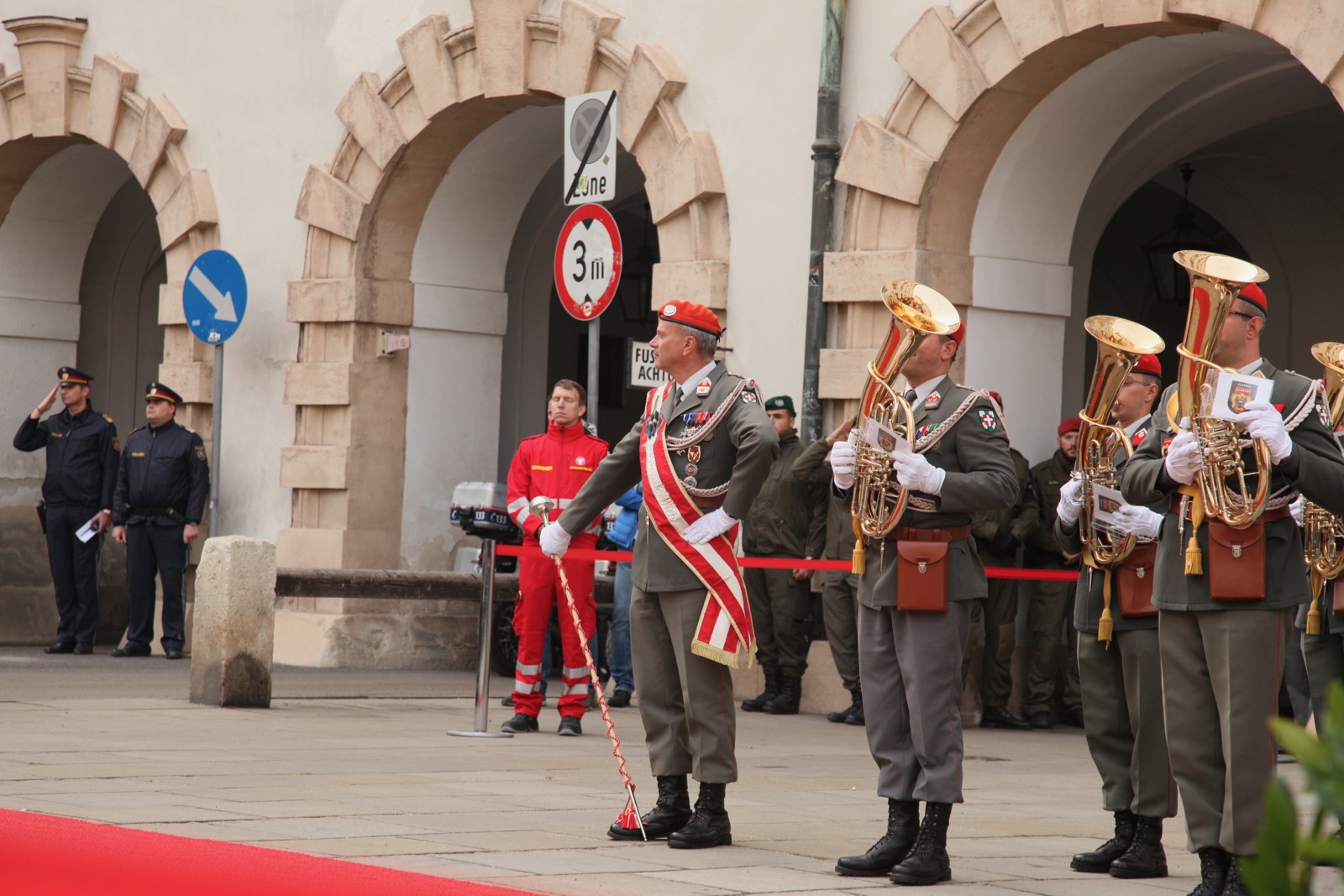 2018_10_23_4Gardekompanie_Albanien_HBM_Burghof - 15 of 24