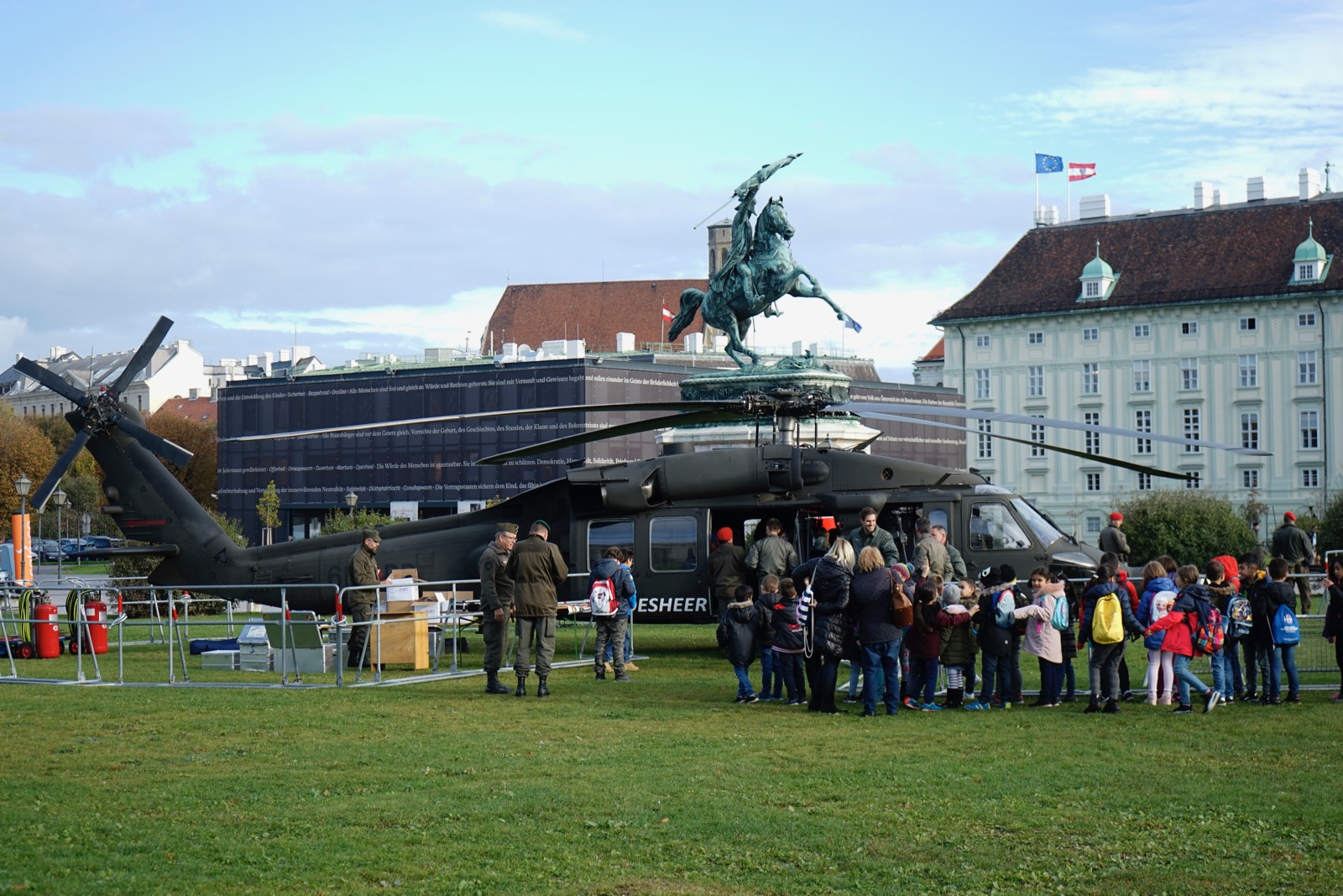 2018_10_25_Garde_Heldenplatz - 11 von 19