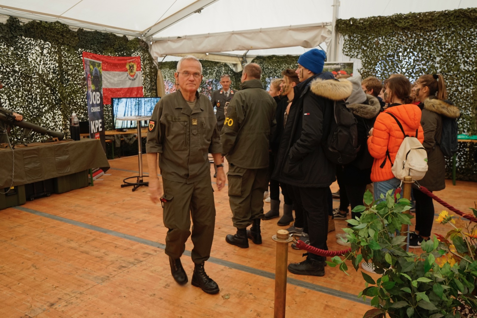 2018_10_25_Garde_Heldenplatz - 13 von 19