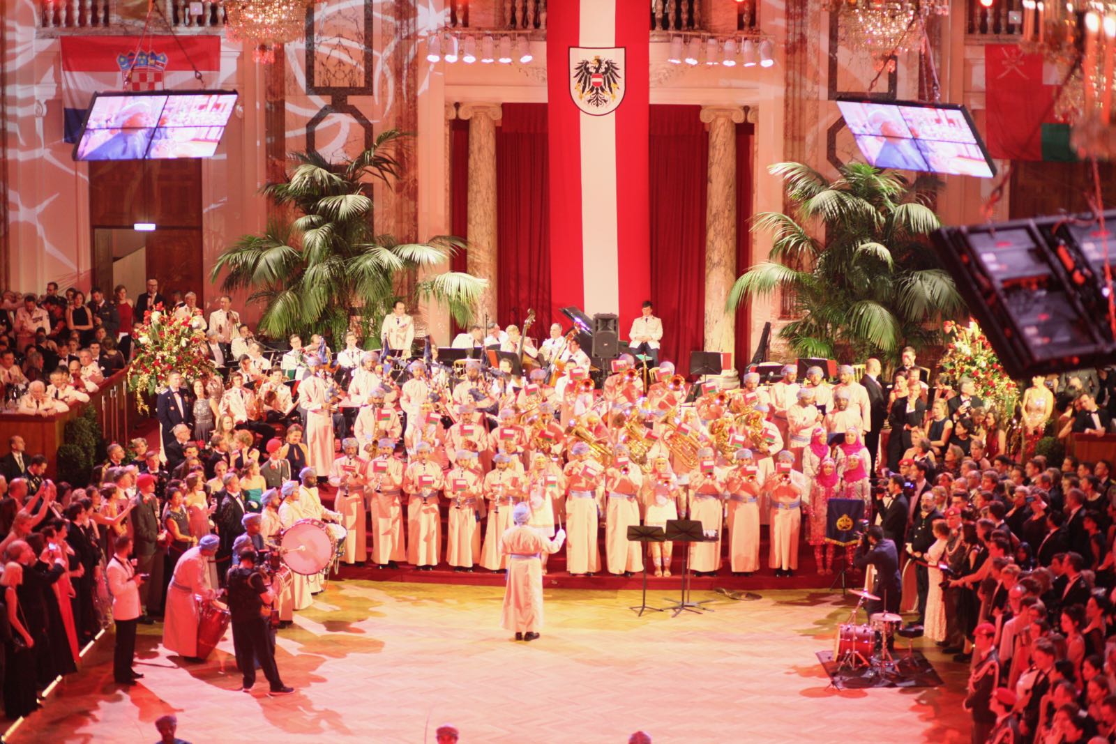 2019_01_18_Garde_BallderOffiziere_Hofburg (1) - 59 of 98