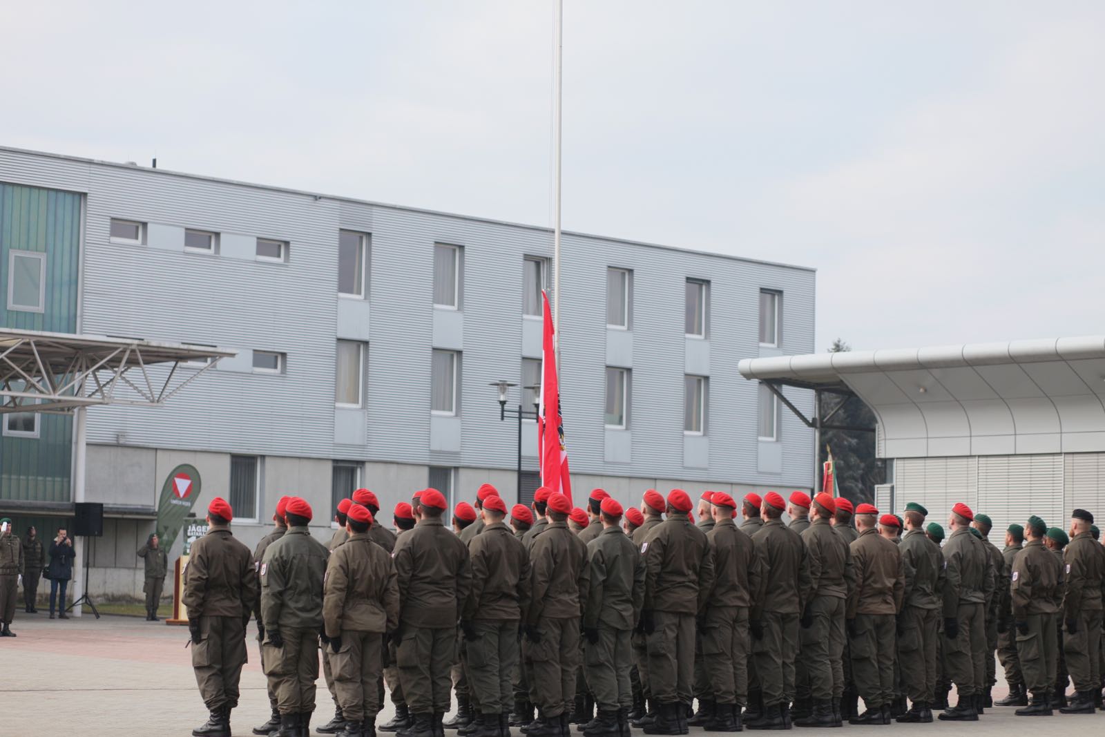 2019_02_08_5Gardekompanie_KPE_EUFOR30_Verabschiedung - 27 of 61