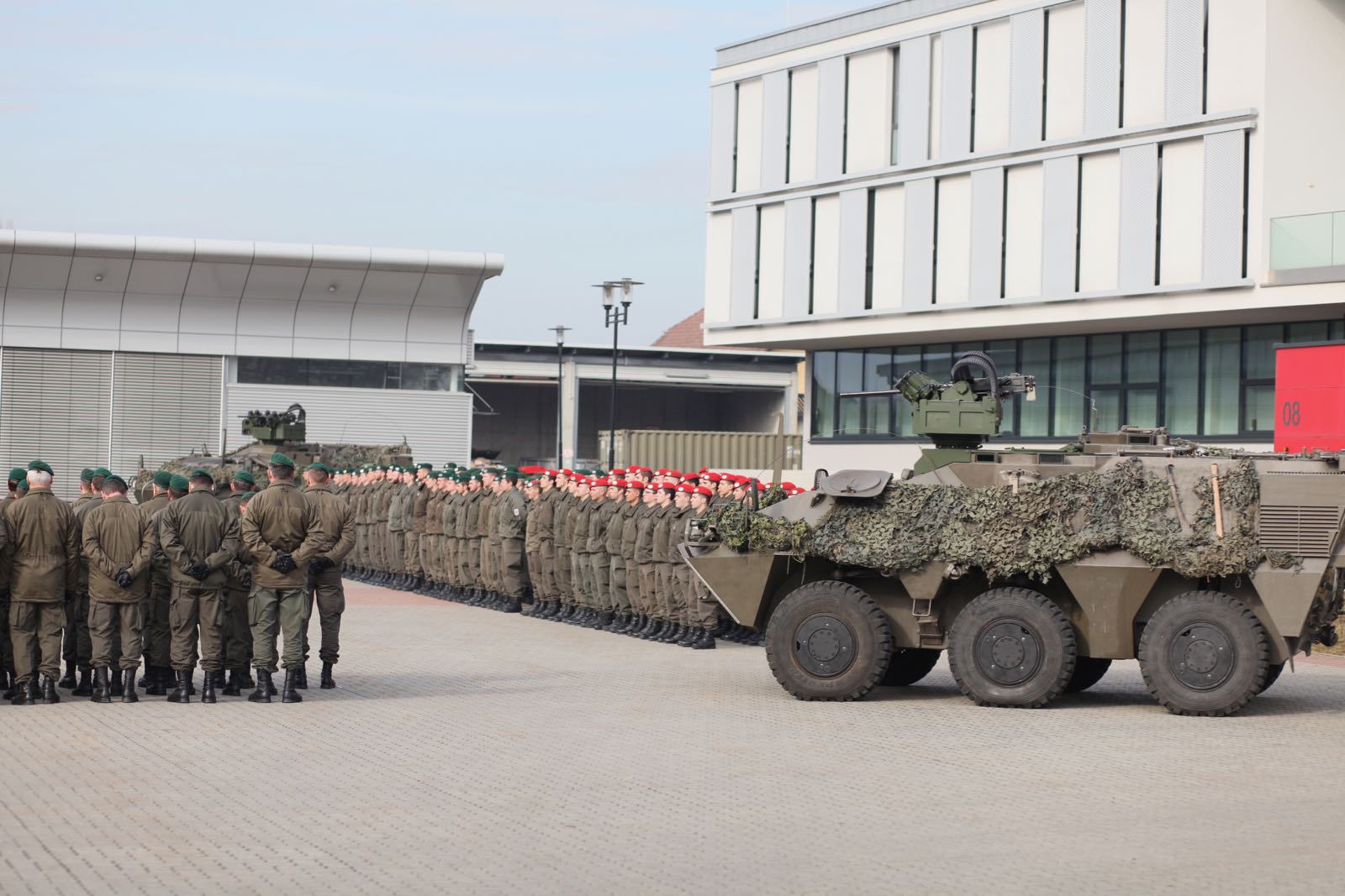 2019_02_08_5Gardekompanie_KPE_EUFOR30_Verabschiedung - 42 of 61
