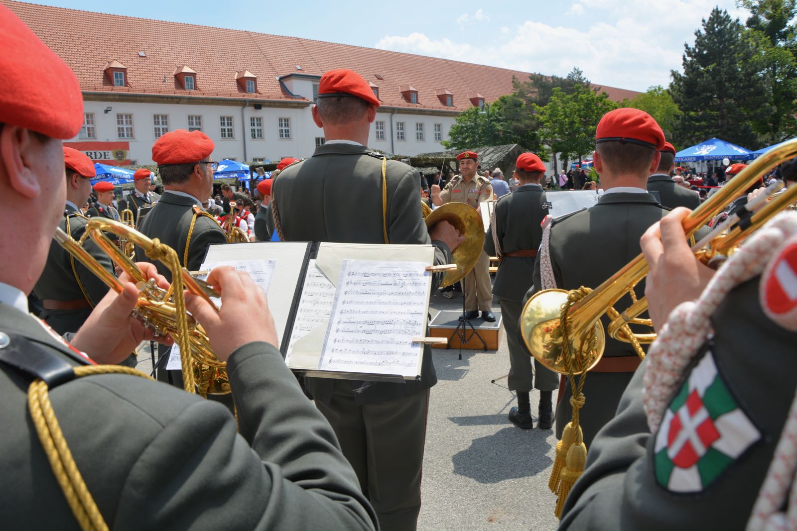 2019_05_25_Garde_Traditionstag_Block2_Innenhof1200-53-of-64