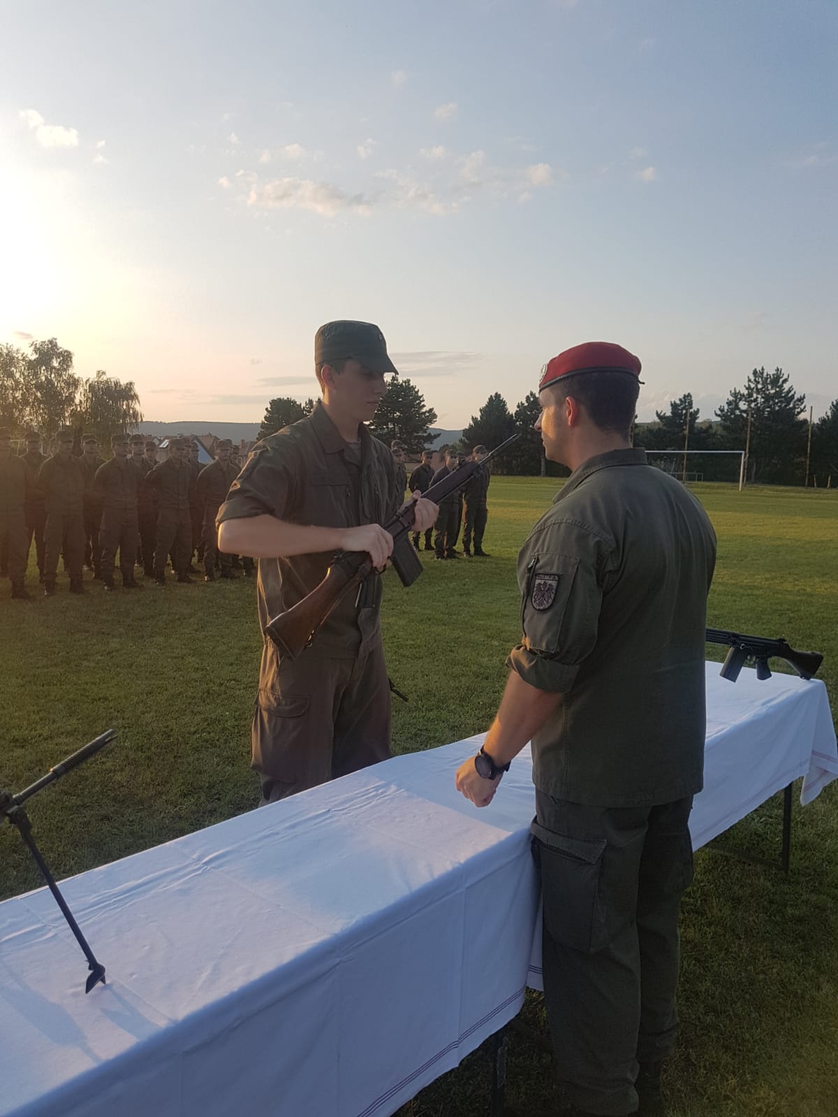 2019_08_01_Garde_1.GdKp_Horn_feierliche-Waffenübergabe-StG58_34