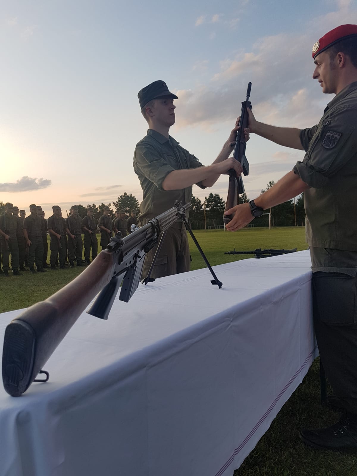 2019_08_01_Garde_1.GdKp_Horn_feierliche-Waffenübergabe-StG58_43