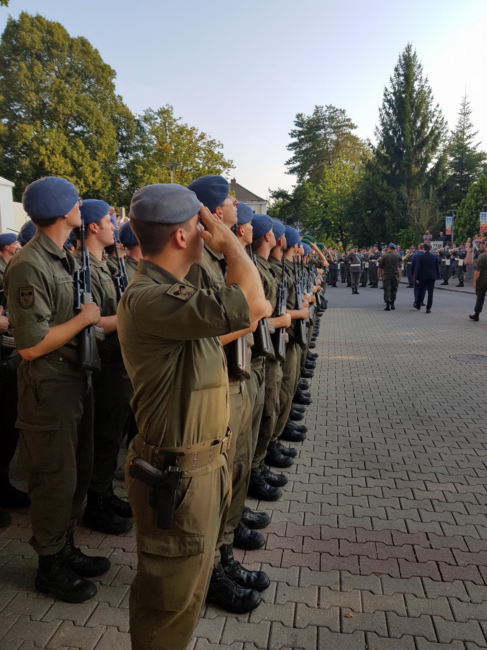 LRM_EXPORT_132047988262974_20190823_212949706