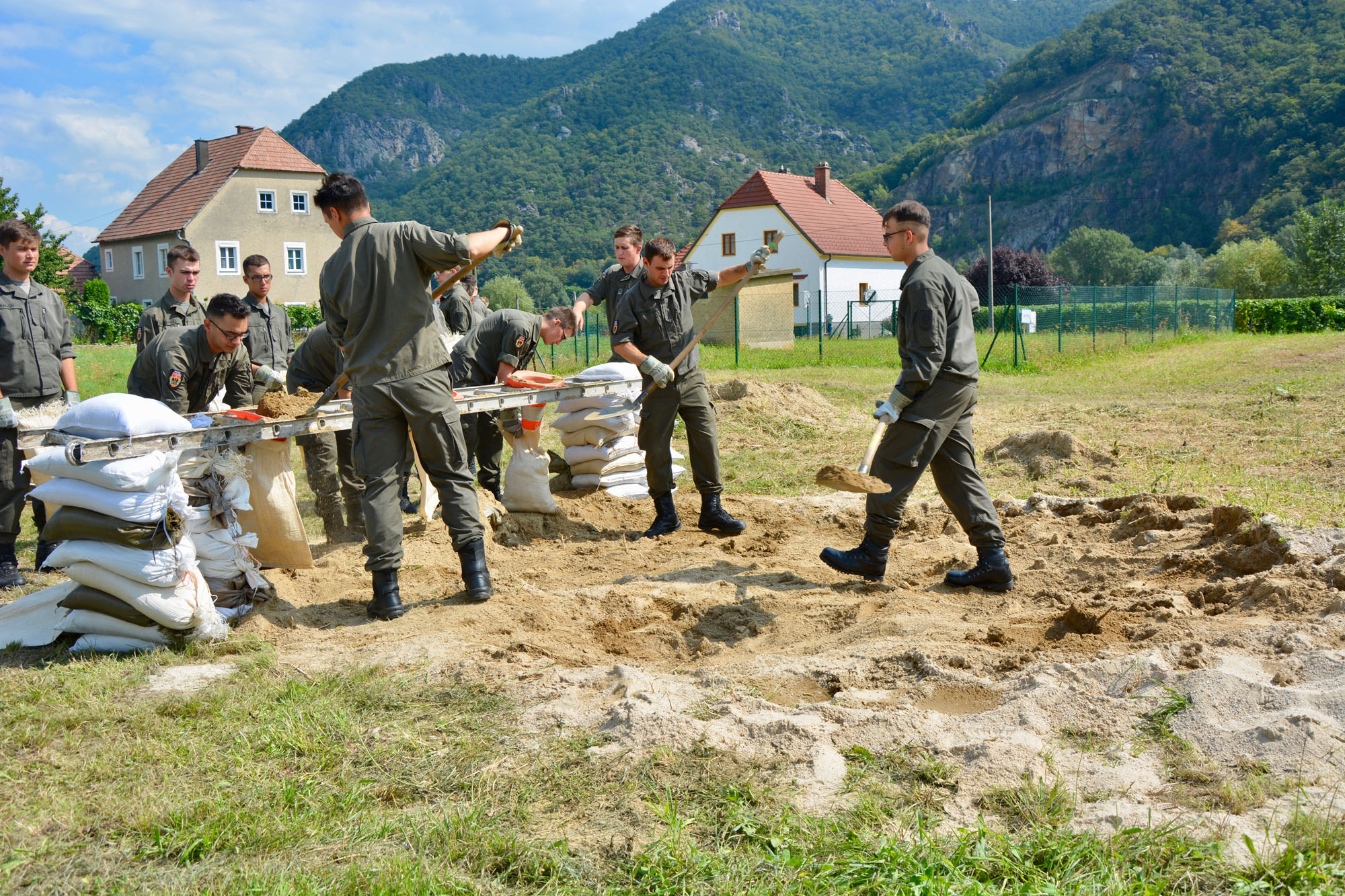 2019_09_05_Garde_1.GdKp_Katastrophenhilfsausbildung-Weißenkirchen_Garde_03_DSC_3785