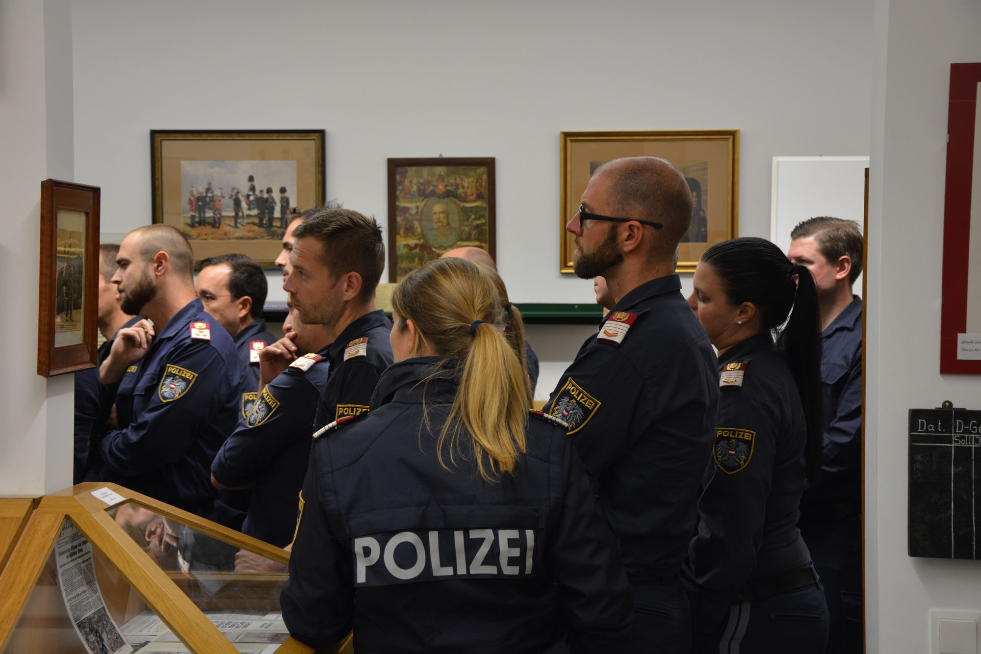2019_09_19_Garde_Polizei_Traditionsraum-Offiziersanwärter_004