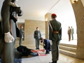 Am 27. April 2021 fand anlässlich der 76. Wiederkehr des Tages der Wiedererrichtung der Republik Österreich eine feierliche Kranzniederlegung im Weiheraum und in der Krypta des äußeren Burgtors statt. Im Bild Bundeskanzler Sebastian Kurz.