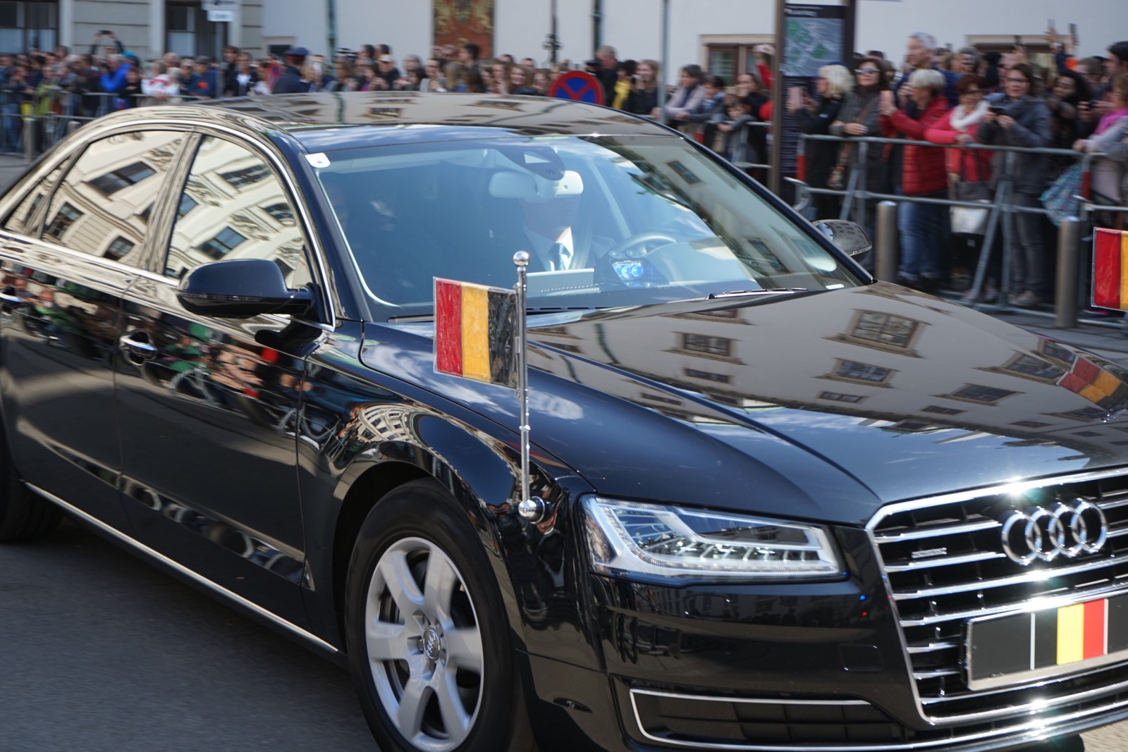 2018_10_01_3Gardekompanie_Belgien_König - 31 von 57