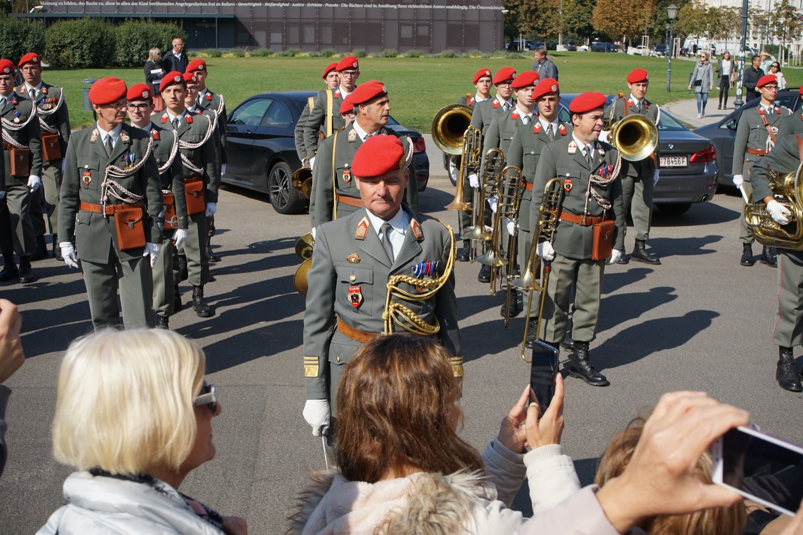 2018_10_01_3Gardekompanie_Belgien_König - 53 von 57