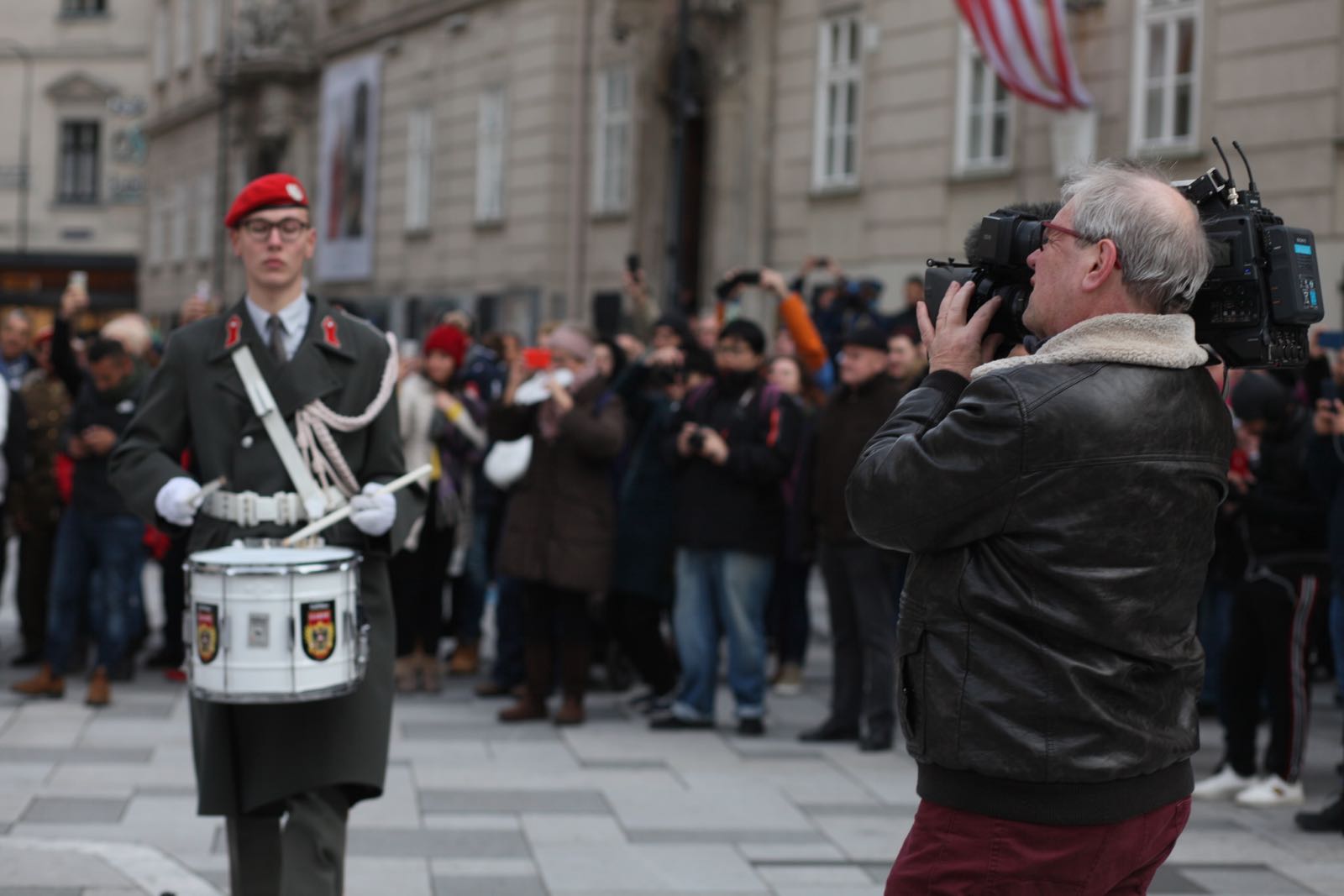 2019_01_16_Gardemusik_Oman_Flashmob_BallderOffiziere - 16 of 36