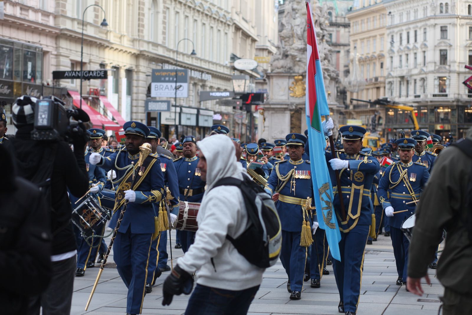 2019_01_16_Gardemusik_Oman_Flashmob_BallderOffiziere - 30 of 36
