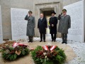AUSTRIA / Vienna / 11. Wiener Gemeindebezirk / Simmering / Zentralfriedhof / Totengedenken 2025 / Kranzniederlegung durch den Herrn Landeshauptmann und Bürgermeister von Wien, Dr. Michael Ludwig in Begleitung des Militärkommandanten von Wien, Brigadier Kurt Wagner